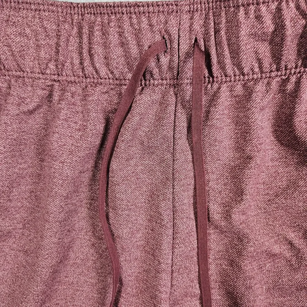 Nike Dri-Fit Women's Medium Short Running Shorts Burgundy